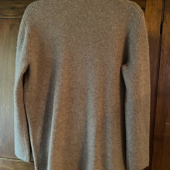 J CREW Cocoon Sweater Blazer
SIZE XS (runs a little big)
Never Worn
NWT - Picture 3 of 5